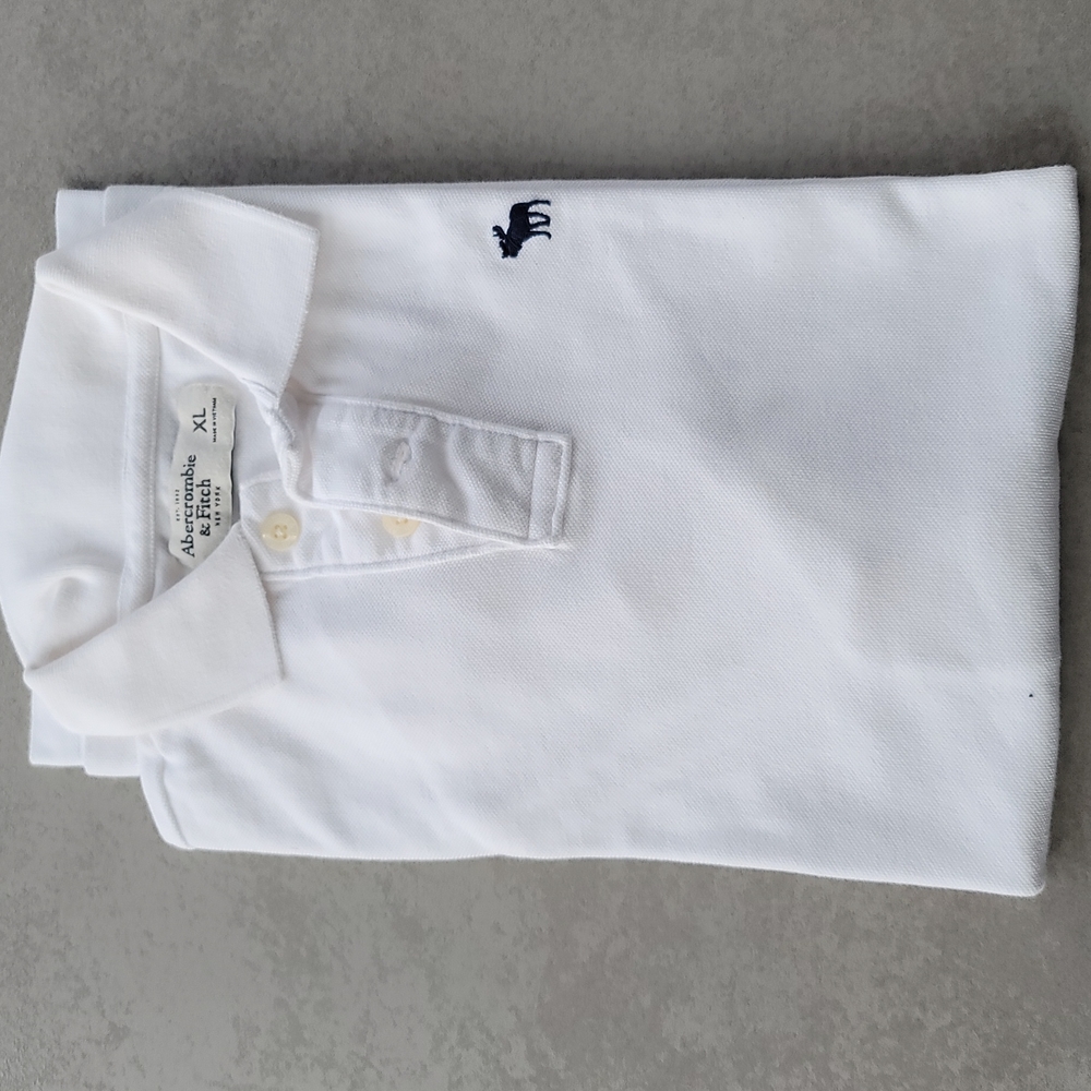 Abercrombie XL White polo